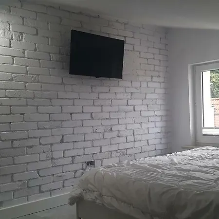 Apartment 4 *