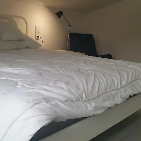 Apartment 4